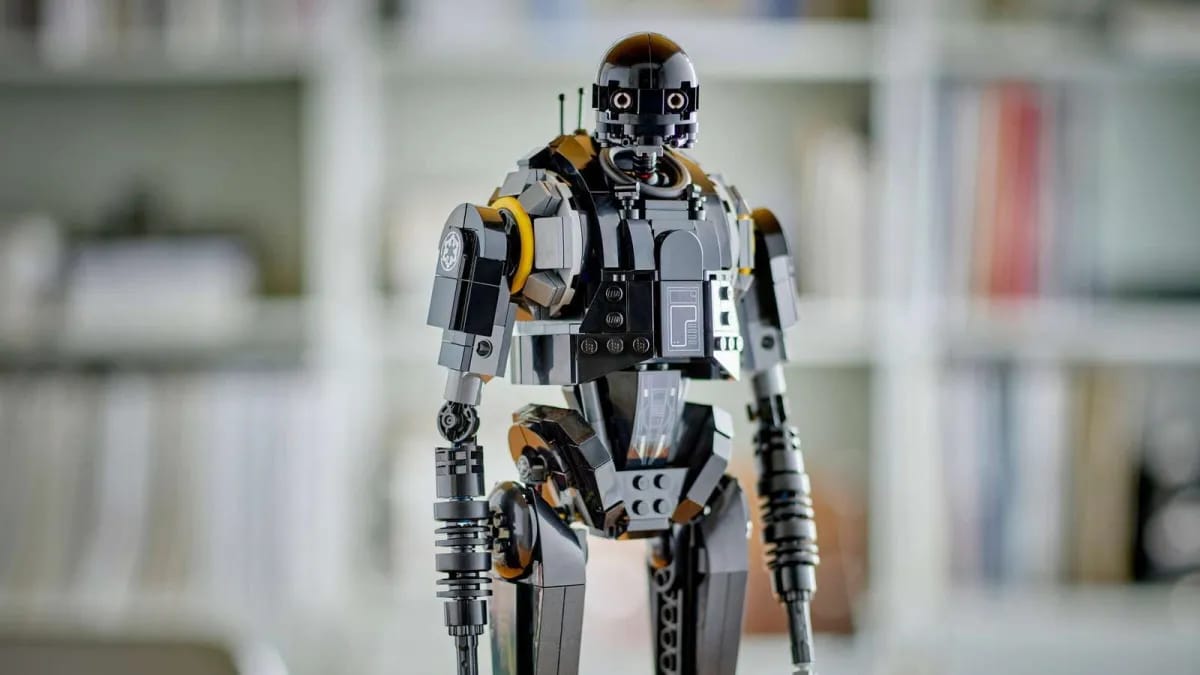 LEGO K-2SO rinkiniui taikoma žemiausia kaina „Amazon“ istorijoje