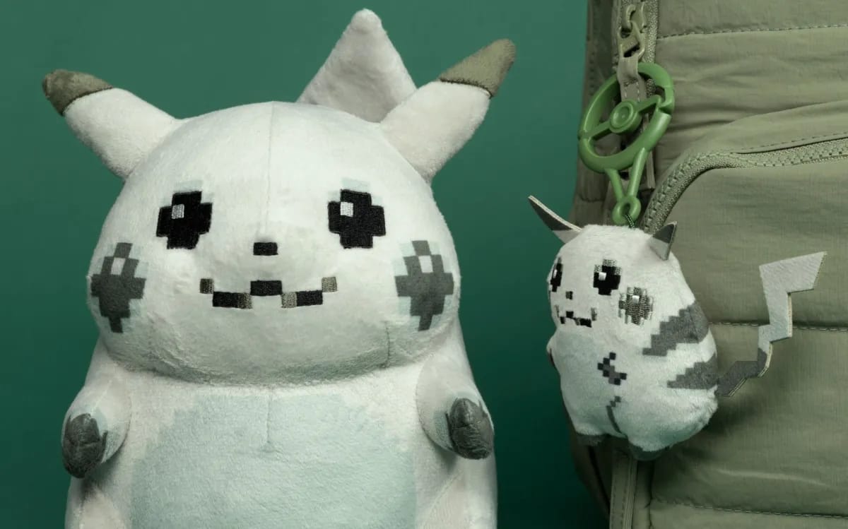 Pokémon Center parduoda 1996 metų stiliaus Pikachu pliušinį žaislą