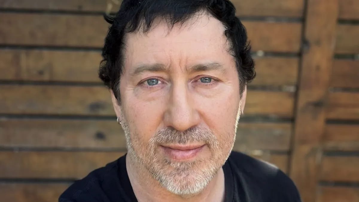 Harvey Smith pavadino savo studiją Black Pony Immersive, kad jos kryptis būtų visiškai aiški