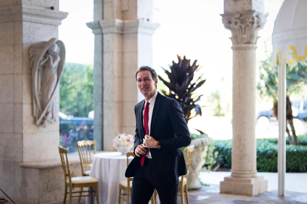 Pranešama, kad Jaredas Kushneris su Saudo Arabijos sosto įpėdiniu susibendravo per videožaidimus prieš suderindamas 55 mlrd. USD EA sandorį